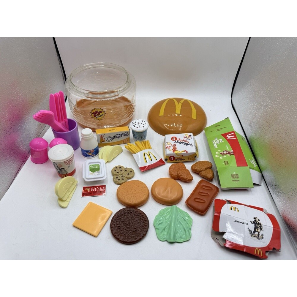 CDI McDonald’s Ronald Hamburger Play Food Set 25 Pieces McFlurry Nuggets Sauce +